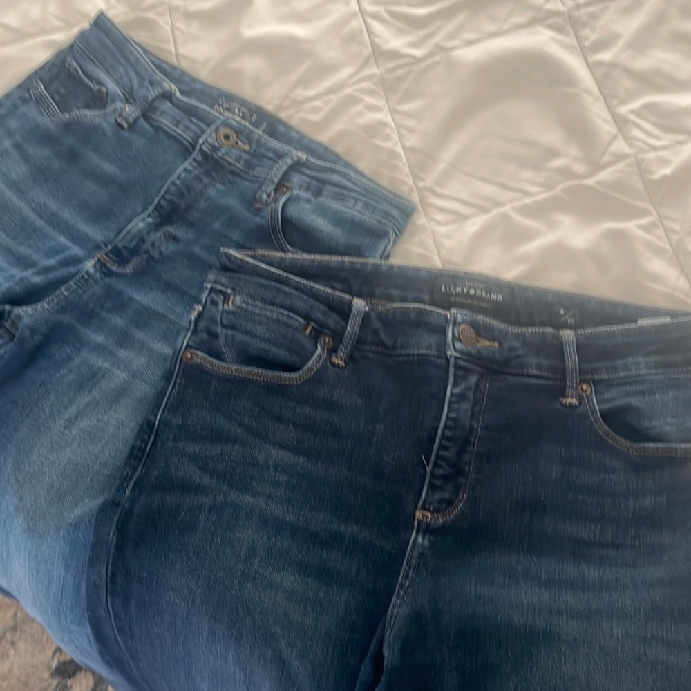2 pairs! Lucky brand skinny jeans
